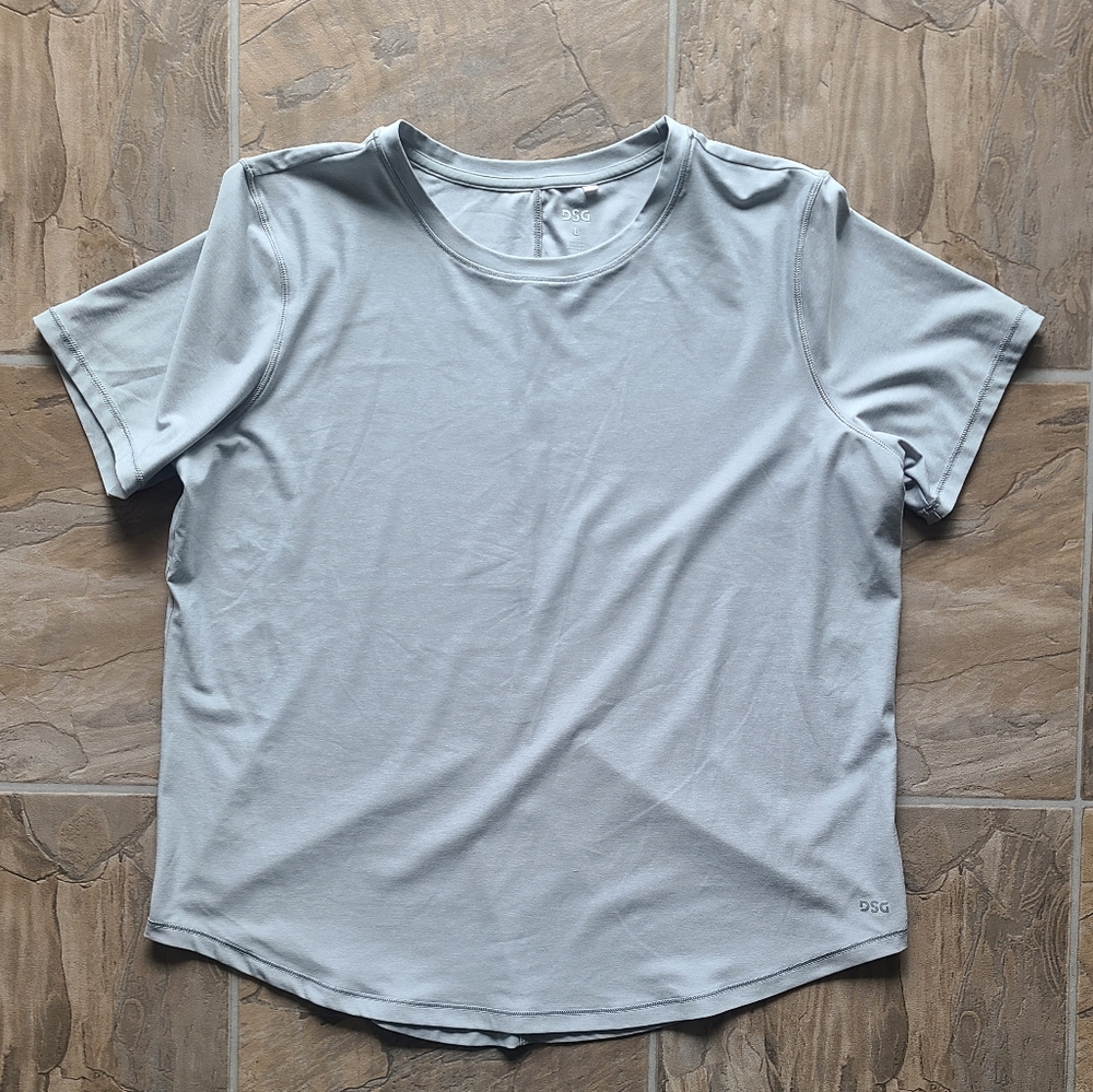 DSG Movement Tee Active Running Sports Crew Neck Shirt Athletic